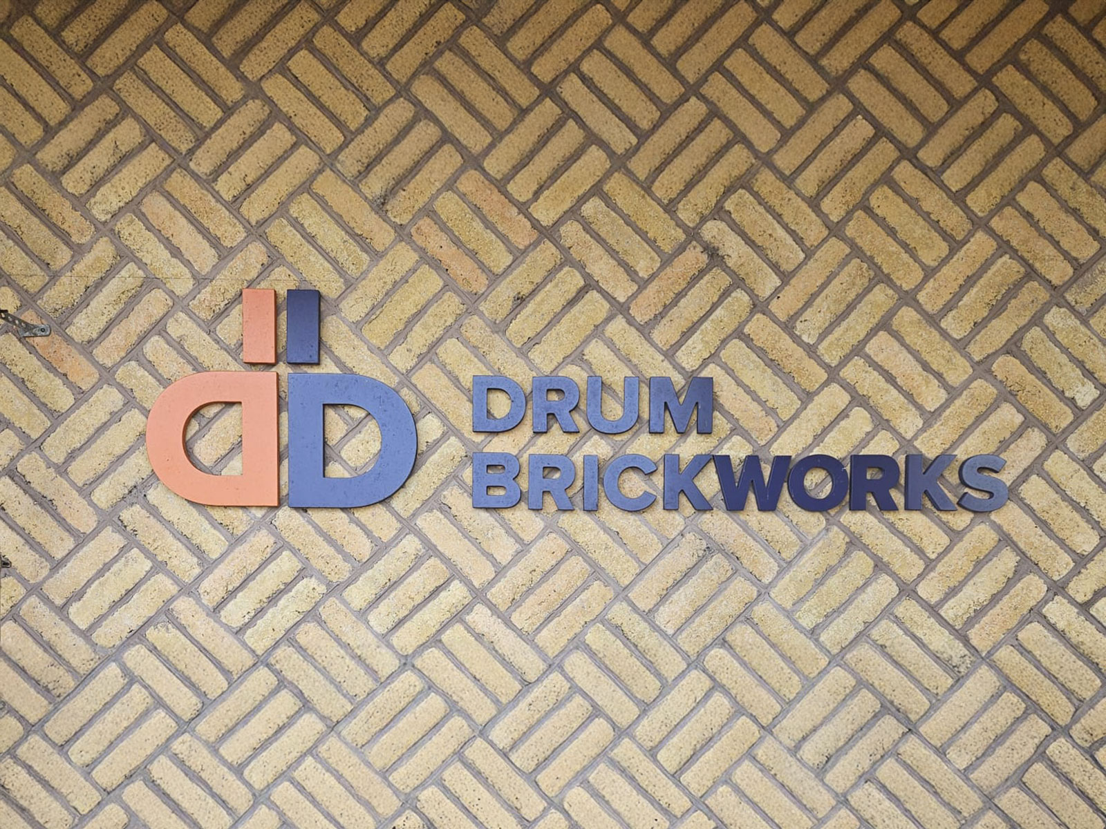 Contact - Drum Brickworks